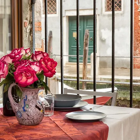 Mioni * Venice