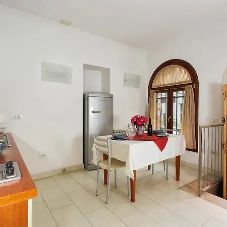 Mioni Apartment *