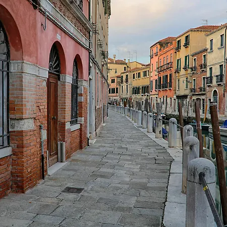 Apartman Mioni *
